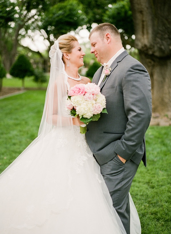 princess-pink-and-gold-wedding
