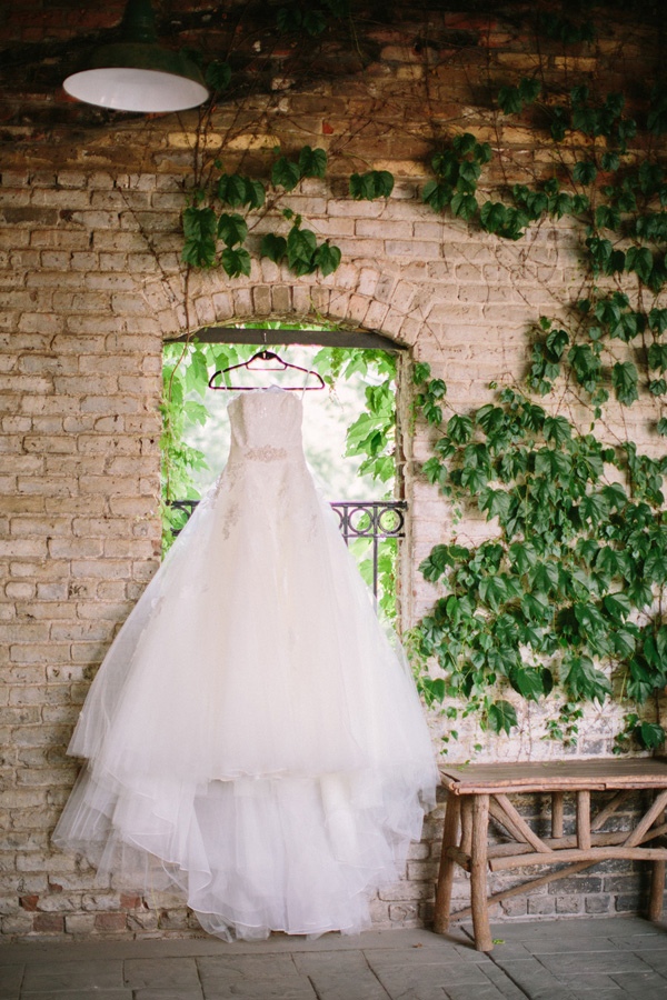 princess-pink-and-gold-wedding