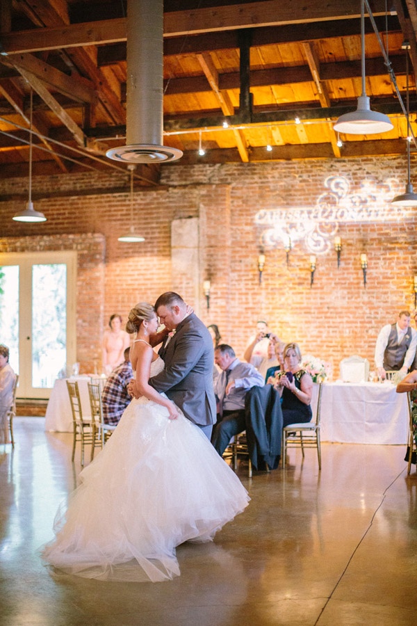 princess-pink-and-gold-wedding
