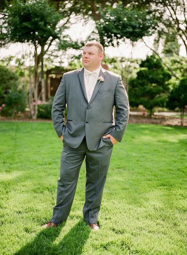 princess-pink-and-gold-wedding