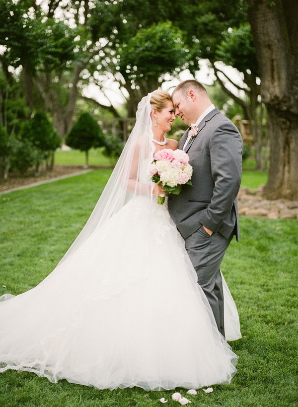 princess-pink-and-gold-wedding