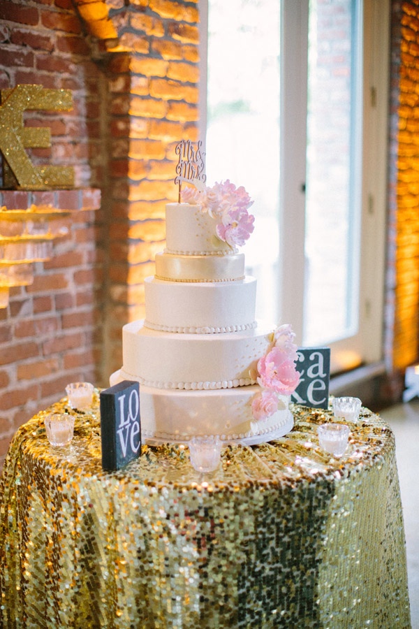 princess-pink-and-gold-wedding