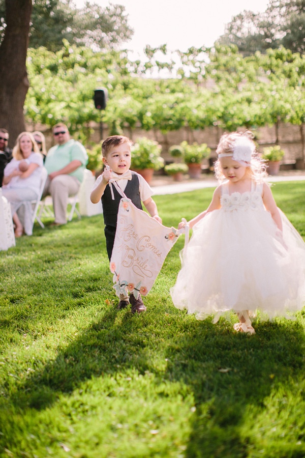 princess-pink-and-gold-wedding