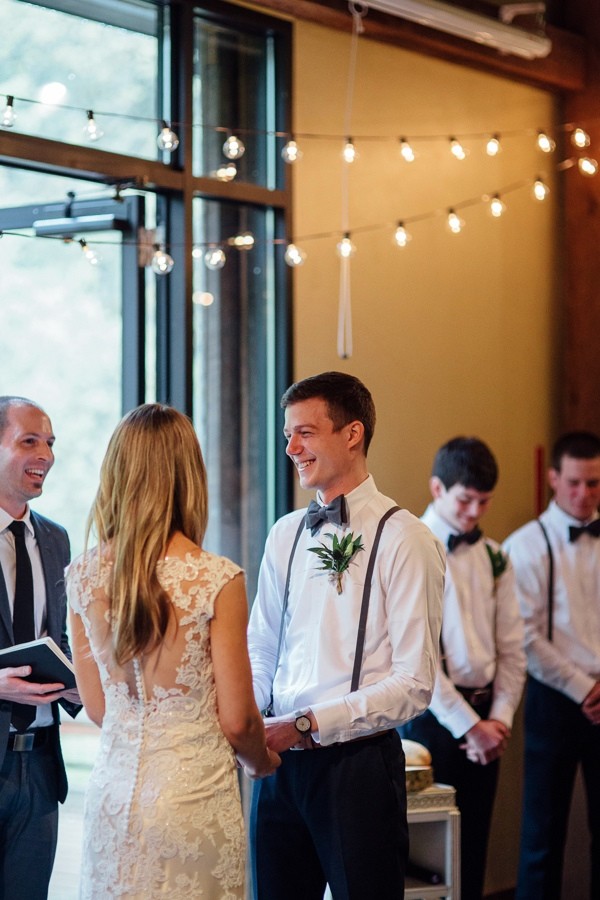 rainy-and-ravishing-rustic-wedding