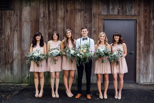 rainy-and-ravishing-rustic-wedding