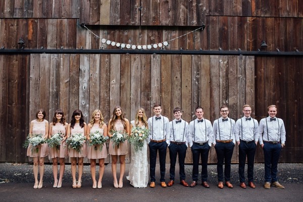 rainy-and-ravishing-rustic-wedding