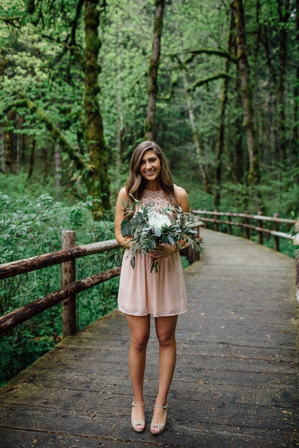 rainy-and-ravishing-rustic-wedding
