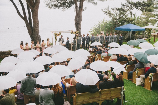 rainy-big-sur-wedding