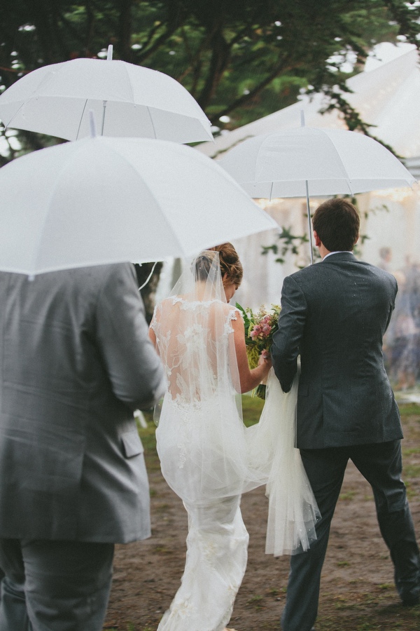 rainy-big-sur-wedding