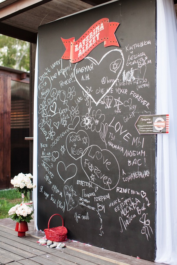 red-and-white-retro-wedding