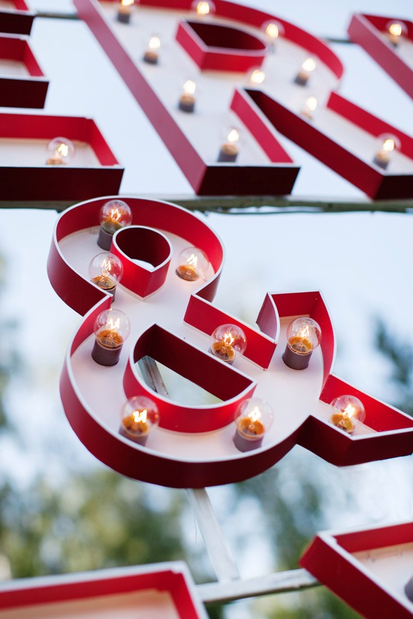 red-and-white-retro-wedding