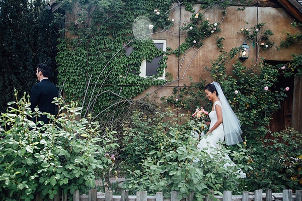 rose-garden-wedding-at-descanso-gardens