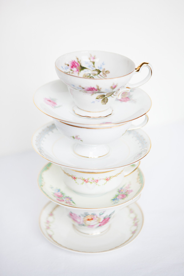 1960s-tea-party-bridal-shower-ideas