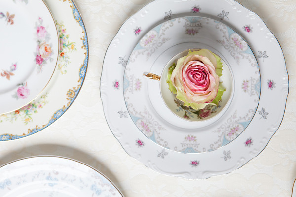 1960s-tea-party-bridal-shower-ideas