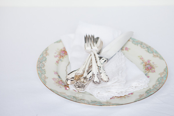 1960s-tea-party-bridal-shower-ideas