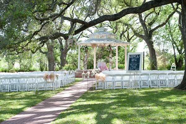 a-wedding-full-of-style-and-smiles