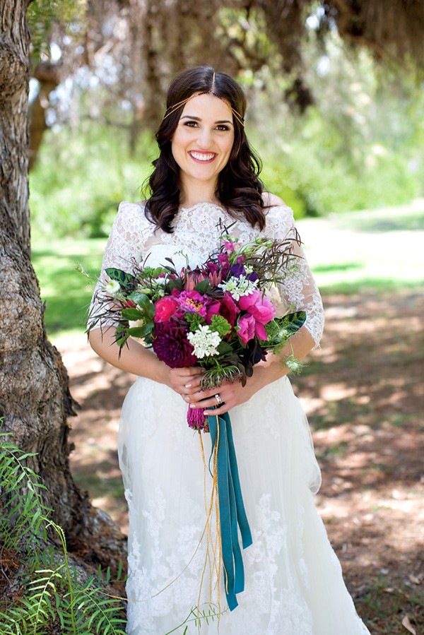 boho-pretty-plum-wedding