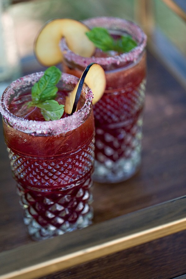 boho-pretty-plum-wedding