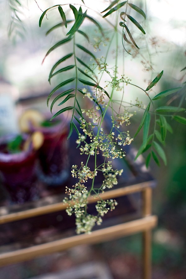 boho-pretty-plum-wedding
