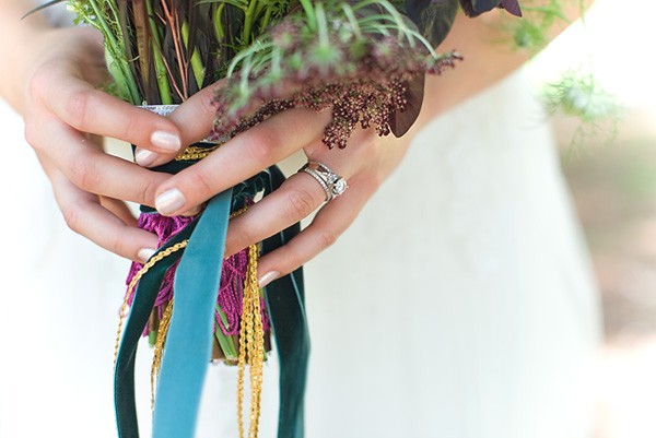 boho-pretty-plum-wedding