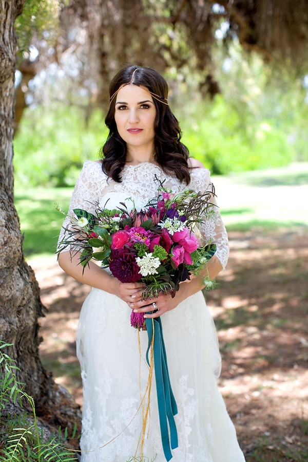 boho-pretty-plum-wedding