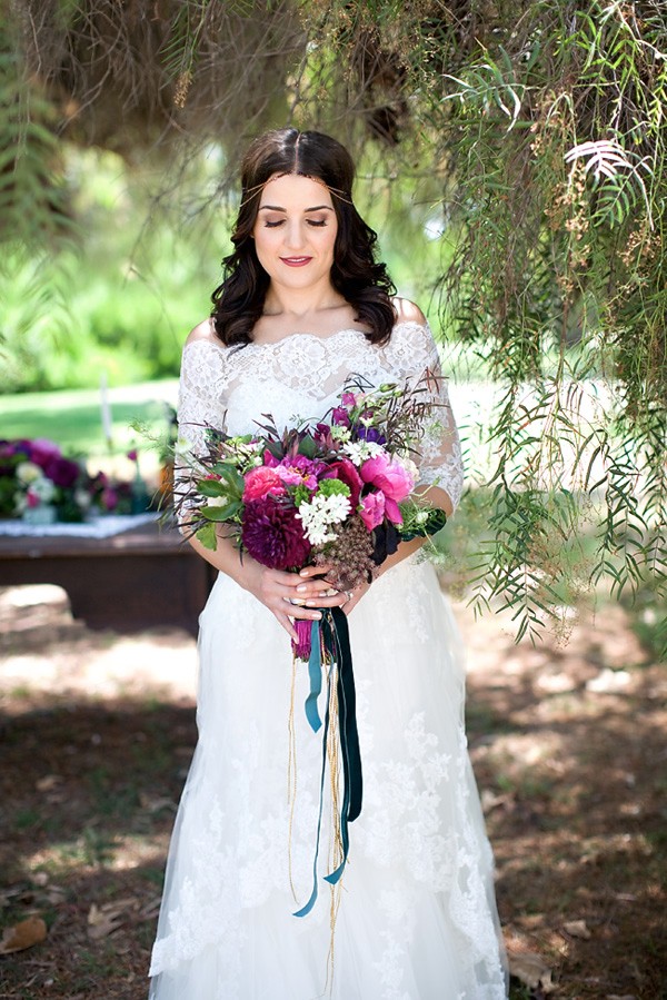 boho-pretty-plum-wedding