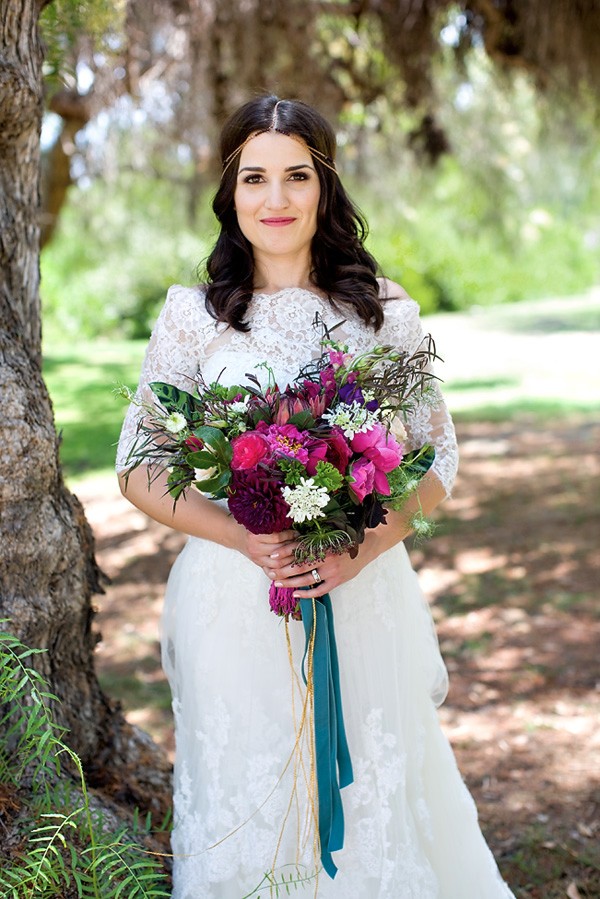 boho-pretty-plum-wedding