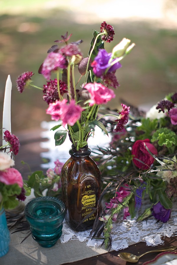 boho-pretty-plum-wedding