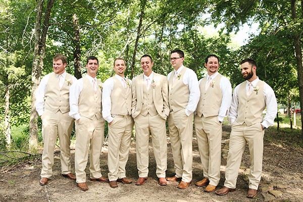 chic-vintage-ranch-wedding