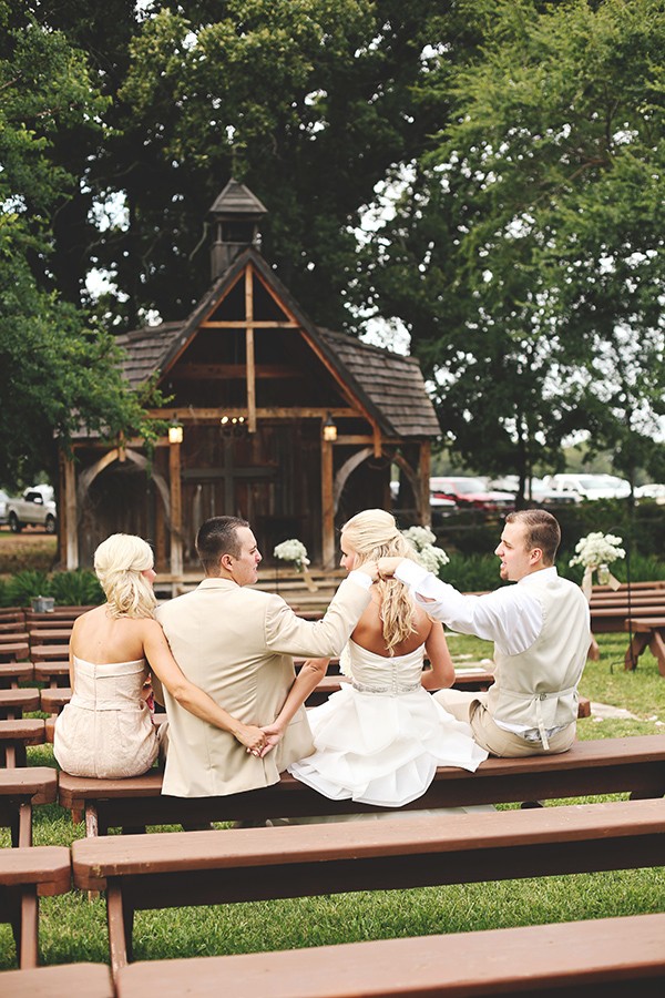 chic-vintage-ranch-wedding