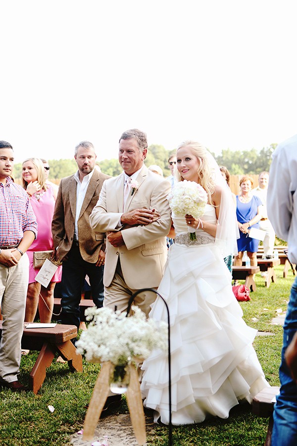 chic-vintage-ranch-wedding