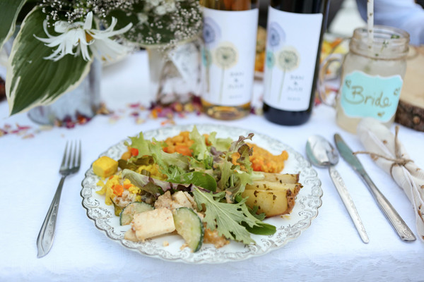 classy-and-eclectic-canadian-wedding