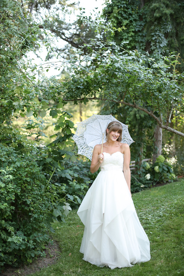 classy-and-eclectic-canadian-wedding