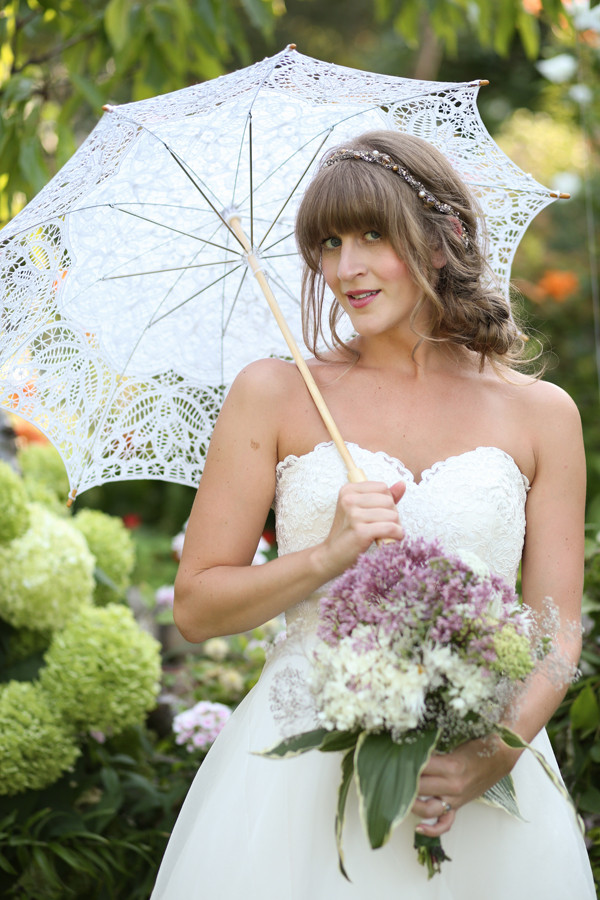 classy-and-eclectic-canadian-wedding