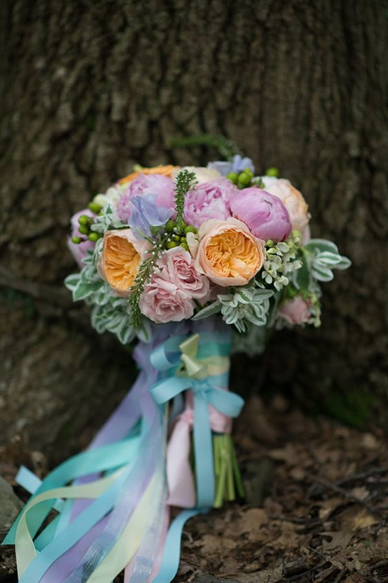 pastel bouquet with ribbon detail