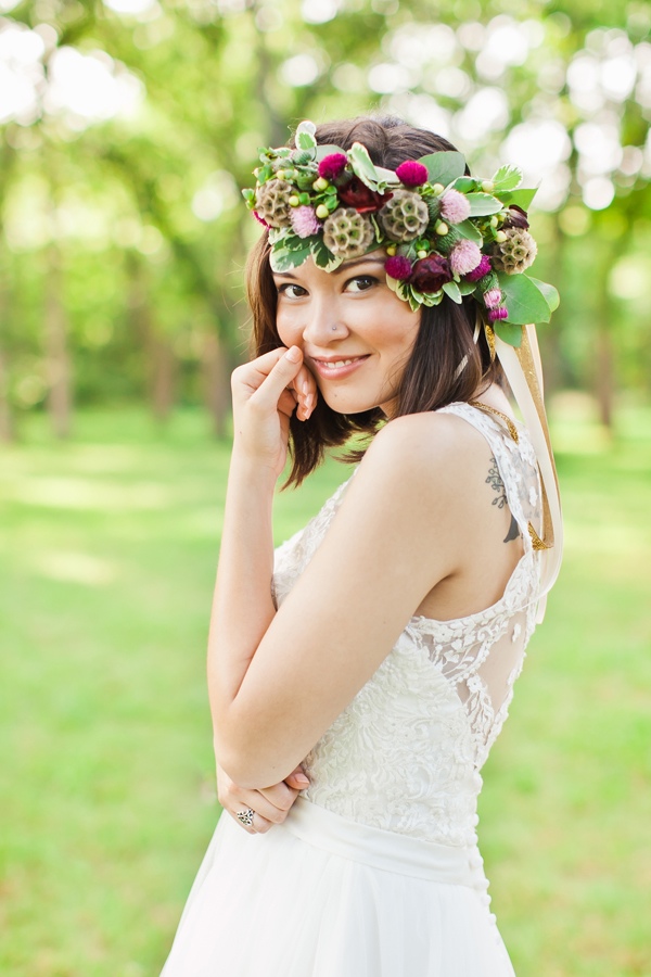 easy-purple-and-gold-wedding-ideas