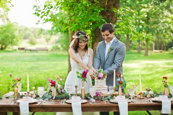 easy-purple-and-gold-wedding-ideas