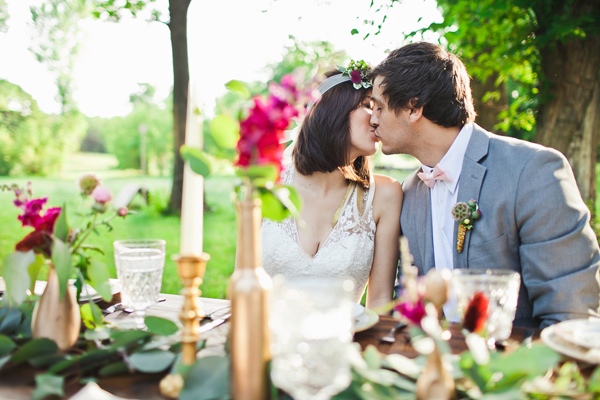 easy-purple-and-gold-wedding-ideas