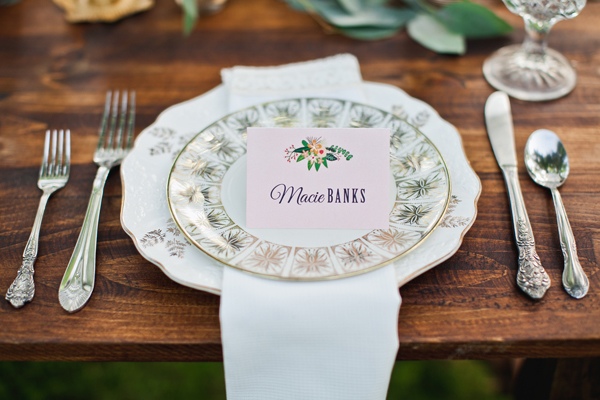 easy-purple-and-gold-wedding-ideas