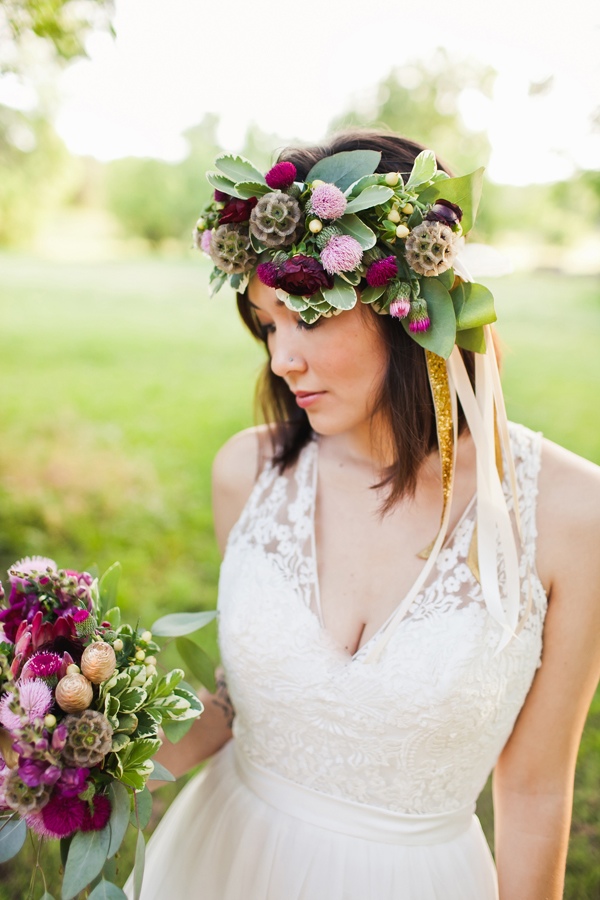 easy-purple-and-gold-wedding-ideas