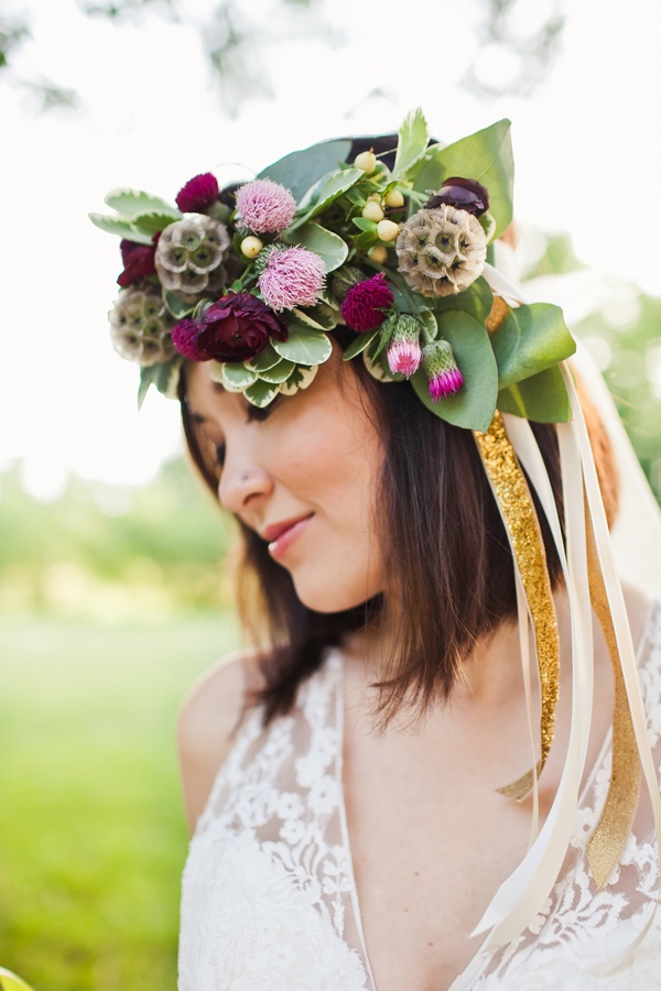easy-purple-and-gold-wedding-ideas