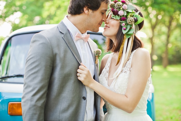 easy-purple-and-gold-wedding-ideas