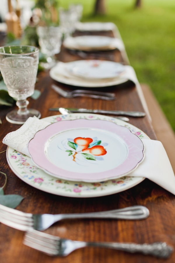 easy-purple-and-gold-wedding-ideas