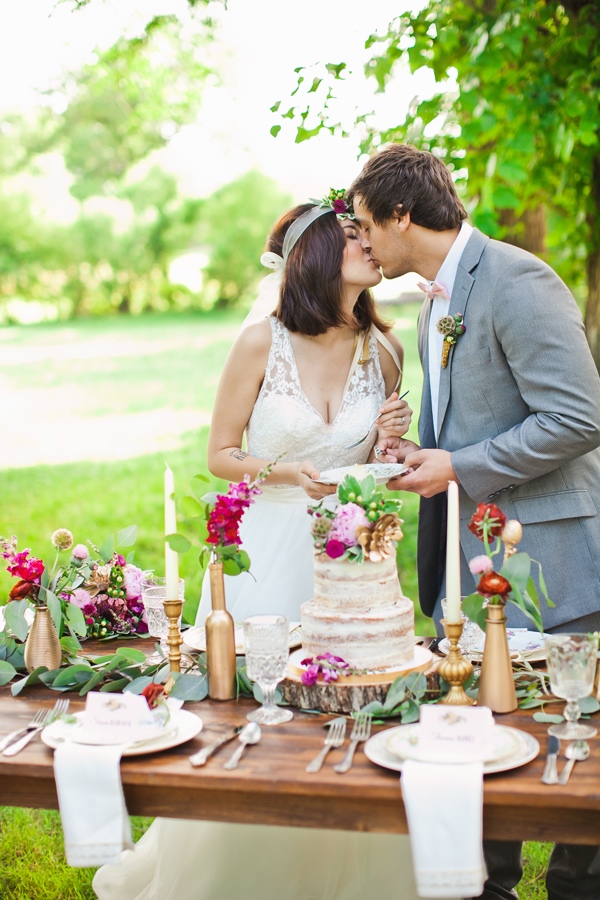 easy-purple-and-gold-wedding-ideas