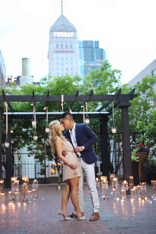 glamorous-gold-surprise-proposal