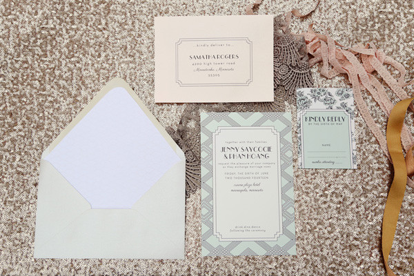glamorous-gold-surprise-proposal