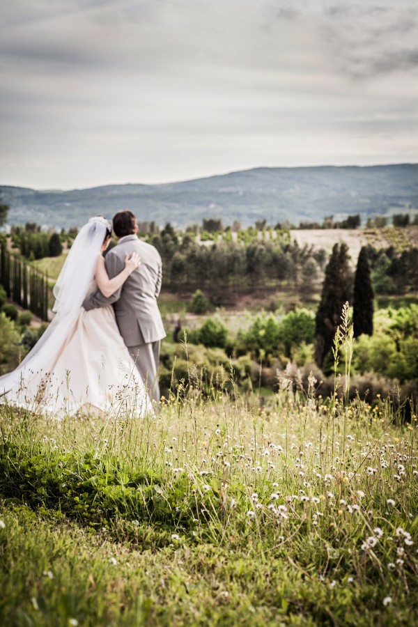 hillside-fairytale-italian-wedding