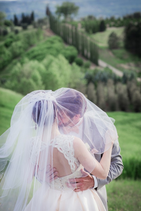 hillside-fairytale-italian-wedding
