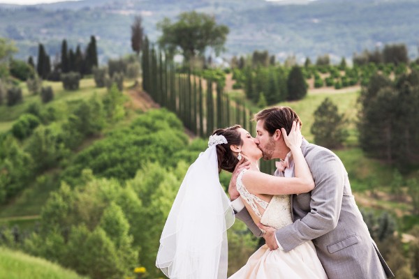 hillside-fairytale-italian-wedding