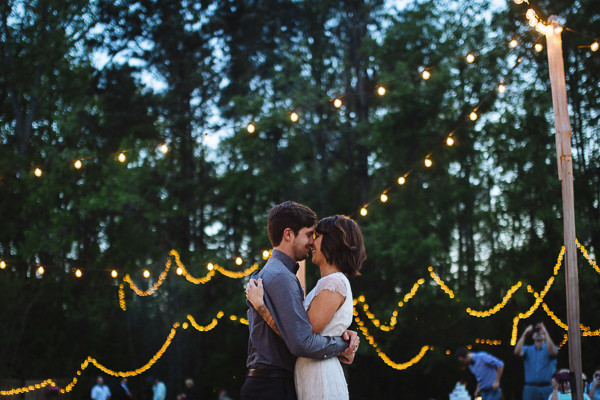 hip-backyard-wedding